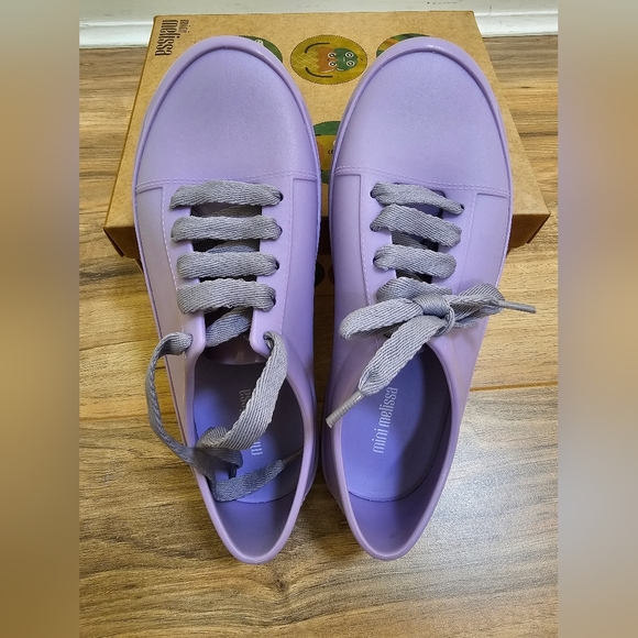 Mini Melissa Street lilac sneakers, size US 4 - Picture 5 of 6